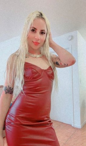 Cuban Girl Escort — West Palm Beach (Thin, Cuban, quick calls) - 1