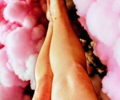 Blonde Female Escort in Portland, Oregon — discreet in-call or at-your-place - Image 2