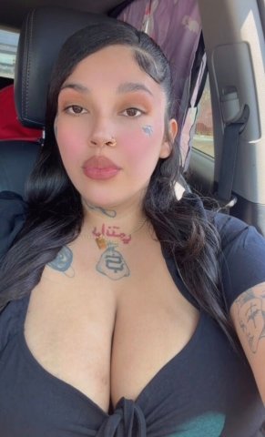 Latina Female Escort in Chicago, IL for FaceTime Shows, Outcalls, Incalls, or Car Dates - 1