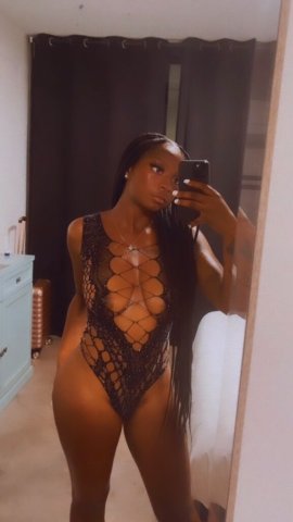 Diamond  (22) Outcalls Only — Uber Required - 1