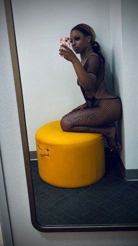 Mobile AL Female Escort — Hhr & Squirting Cream, Massage Options - 1
