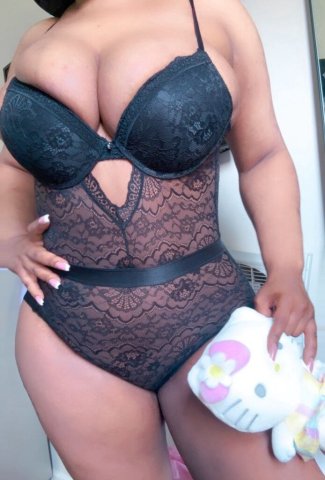 Queens Curvy Female Escort — Outcall & Sometimes Incall - 1