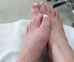 Greensboro Female Escort — Puerto Rican Mix for Foot Fetish Massage Therapy - Image 4