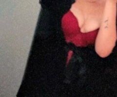 Houston escorts - Houston Female Escort — Simple, natural connection