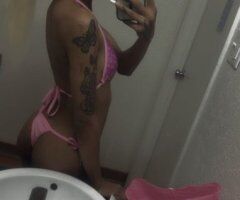 Starr — Young, Petite Female Escort for Incall, Outcall & Facetime - Image 2