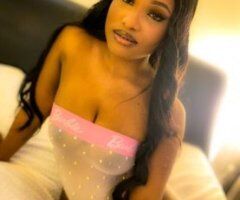 Sacramento escorts - Ebonii — Thick Mermaid Style Pole Dance Duo