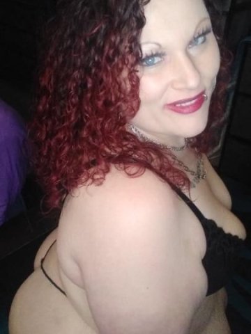 Scarlett Harlott — Gresham Private Incall (MILF/BBW GFE) — 1 mile off I-84 - 1