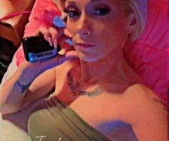 36 Sexy Milf Hangout & Secret Lover — Oklahoma City - Image 4