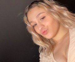 Seattle Female Escort — Playful Outcall Sessions (Text Only) - Image 2