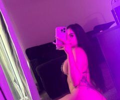 Pretty & petite incalls only (25) — full service with nuru massages - Image 2