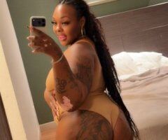 Thick Curvy BBW Star-Tatted Incall Treat — FaceTime or Google Meet - Image 5