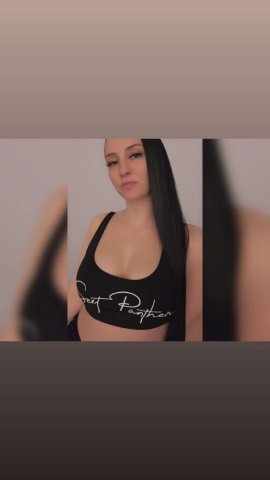 Kay (117 lbs, 5'2) in Minneapolis — Petite Curvy Dom for Fetish & Kink Content - 1