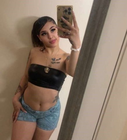 Bridgeport CT 25-Year Sexy Escort — Incall, Outcall & Car Fun (video, hotel fun) - 1