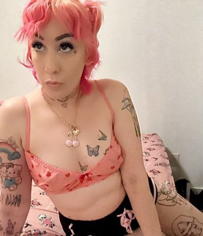 Seattle WA Alt Tattoo Artist Escort (29) — 5'10 slim curvy - 1