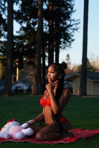 Petite bombshell in Tacoma—18, June (no GFE, no bare) - 1