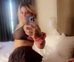 Moneyy Marie — Italian Goddess Video Chats, Private Dances & Pics - Image 7