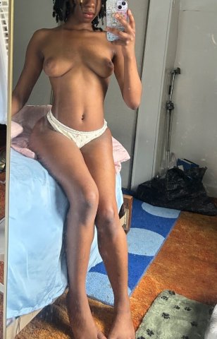 Pittsburgh PA College-Teen Style Female Escort — Outcall/Hotel/Car Date - 1