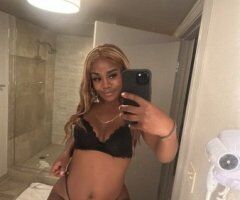 Inland Empire escorts - Inland Empire Petite Female Escort — Sweet, tight & chocolate-treat vibes