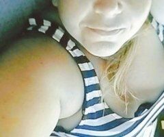 Los Angeles escorts - Los Angeles Female Escort — $60 BBBJ (Incall) at 39