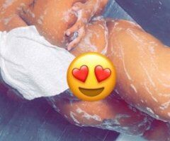 Mobile BBW Caramel Honeypot (24) — Thick Thighs, Pretty Eyes - Image 5