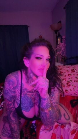 Tampa Female Escort — In-home Facials & You Film It (Content Available) - 1