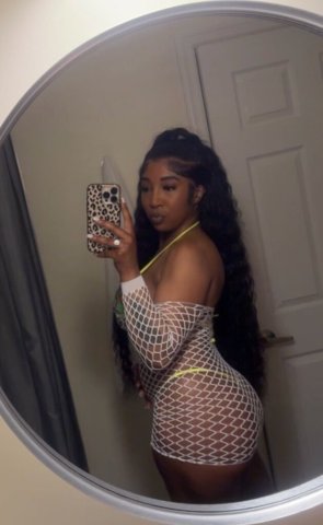 Richmond VA Luxury Companion for Gentlemen — FaceTime/WhatsApp Verify (Spanish OK) - 1