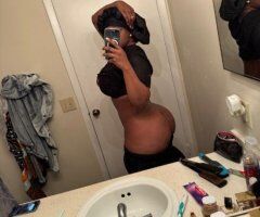 Minneapolis / St. Paul escorts - Minneapolis / St. Paul Female Escort (22) — Incall & Outcall, Uber required
