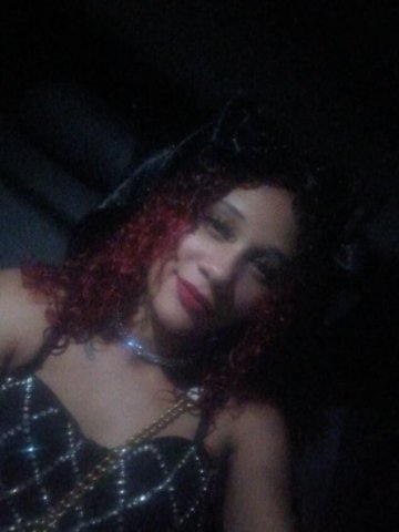 Greensboro VIP Female Escort — CarPlay in-car sessions - 1