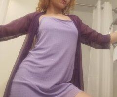 Greensboro VIP Female Escort — CarPlay in-car sessions - Image 4