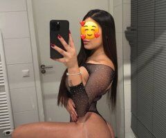 South Jersey escorts - Melaine, Latina Escort — Slim & Daring