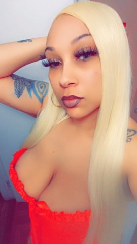Latina Female Escort in San Fernando Valley — In/Out/Car Fun, Incall & Outcall - 1