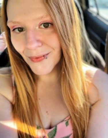 Reading PA Chocolate Single Mom — Red Hair & Green Eyes - 1
