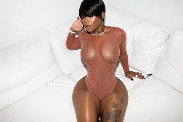 British Nympho Incall Specials (26) — Camgirl, Dancer in Heels - 1