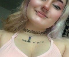 San Antonio escorts - San Antonio Queen Female Escort — incall, outcall, car dates & FT show