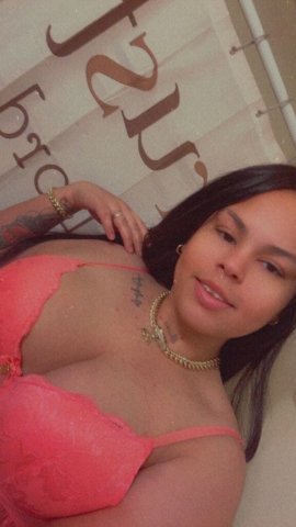 Chica Latina 25 en Kansas City, Missouri - 1