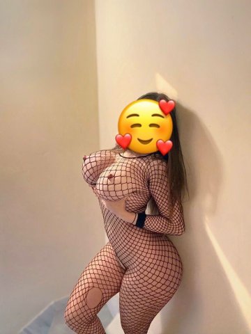 Gianna — Latina Incall Female Escort (Ventura, CA) — BBJ, Kissing, Massages, GFE - 1