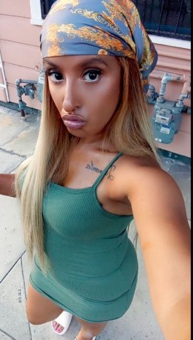 Come See Me (28) - 1