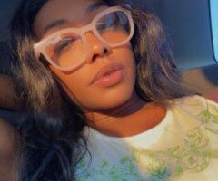 Minneapolis / St. Paul escorts - Minneapolis/St. Paul Natural All-Natural Female Escort — Incall & Outcall