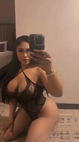 Latina Outcalls Only Escort in Seattle, WA — Discreet & Gentle - 1
