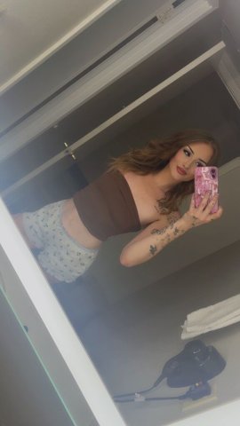 Bakersfield Queen QV — Slim Tall White Girl Incalls + Facetime - 1