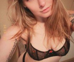 Phoenix Female Escort — Flirty, Tease-Focused & Discreet - Image 2