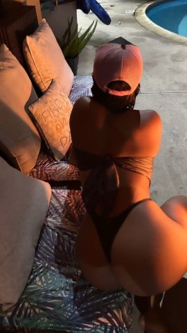 Jazmine (23) — Fun, Friendly Female Escort in Orange County, CA - 1