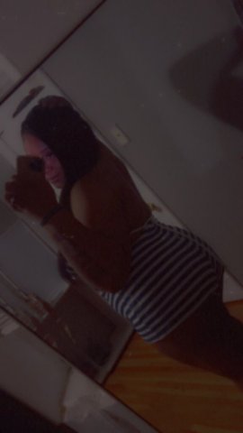 Kansas City Female Escort — In-Call, Outcall, Car Dates & FaceTime - 1