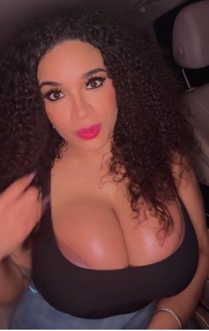 Mommy Farrah (36) — Phone Sex, Video Calls & Custom XX Content - 1