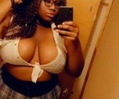 Milwaukee Escort — Discreet In/Out/Car Dates with Massage - Image 4