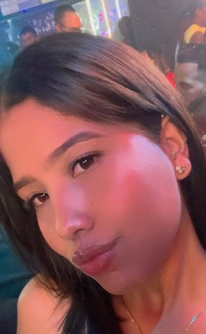 Ventura Female Escort — Girlfriend Experience with Video Calls, Anal Massages & BBJ - 1