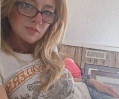 Nashville Traditional-Style Girlfriend Escort (One Lover Per Day) - Image 5