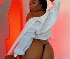 Abilene Super Soaker Female Escort (Wet Grip Squirting) - Image 5