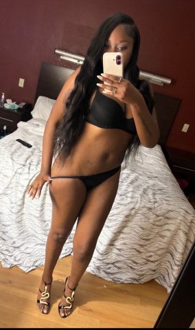Curvy Chocolate Female Escort in Huntsville — Incall Only - 1