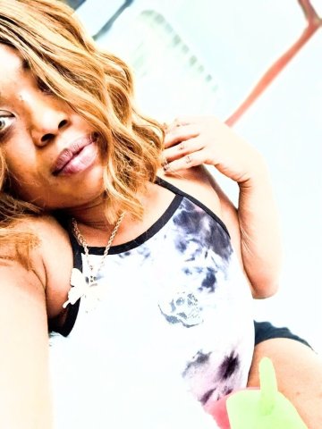 Petite Black Female Escort in Fort Lauderdale — Private Companionship - 1